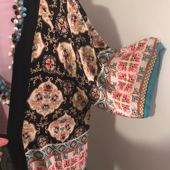 Kimono with fringe - Picture 4 of 6